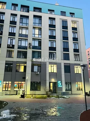 3-комнатная квартира, этаж 6 из 8, 92 м²