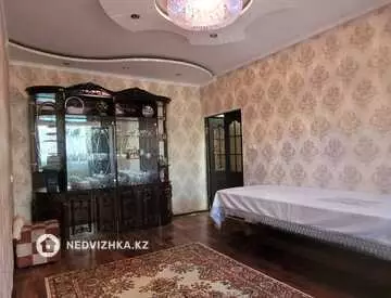 4-комнатная квартира, этаж 2 из 5, 78 м²