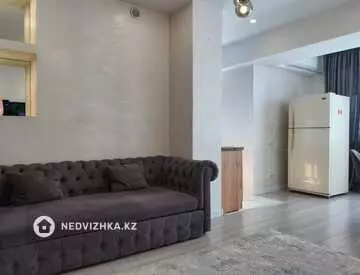 2-комнатная квартира, этаж 8 из 10, 70 м², посуточно