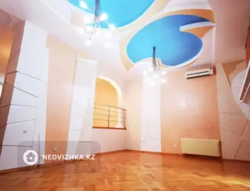 11-комнатный дом, 4 соток, 460 м²