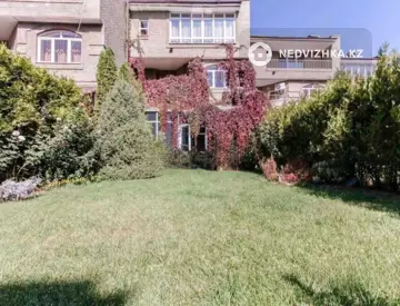 11-комнатный дом, 4 соток, 460 м²