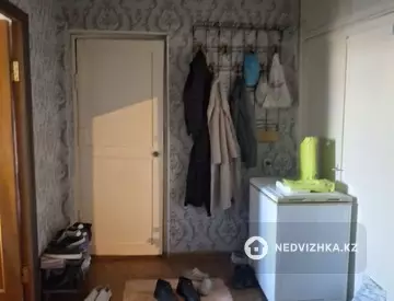 3-комнатная квартира, этаж 3 из 3, 74 м²