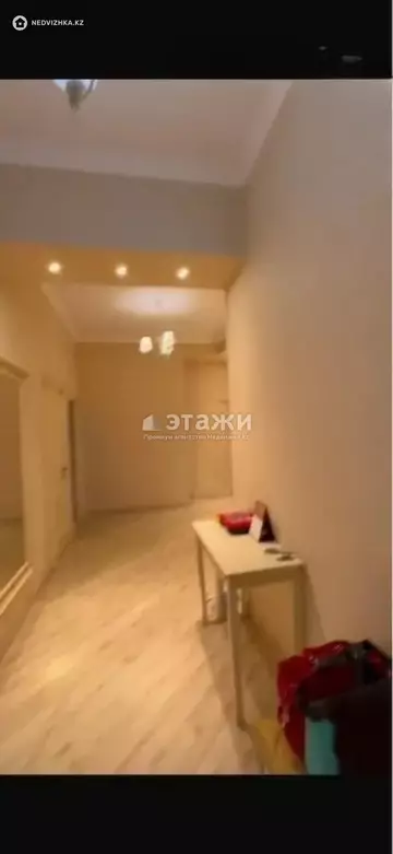 4-комнатная квартира, этаж 3 из 6, 168 м²