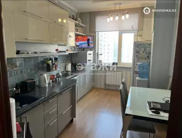 3-комнатная квартира, этаж 8 из 12, 87 м²