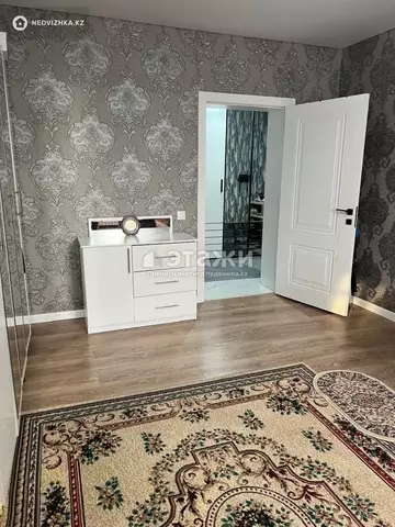 3-комнатная квартира, этаж 9 из 9, 78 м²