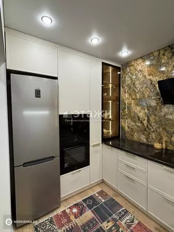 3-комнатная квартира, этаж 3 из 9, 70 м²