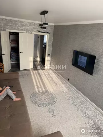 3-комнатная квартира, этаж 8 из 9, 67 м²