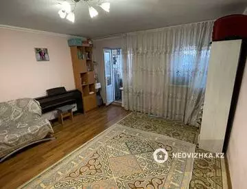 3-комнатная квартира, этаж 5 из 6, 80 м²