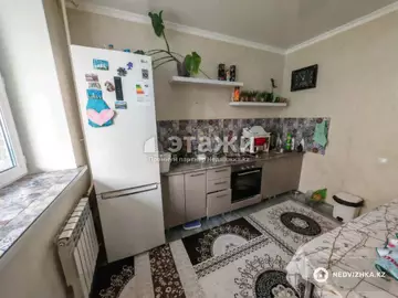 2-комнатная квартира, этаж 1 из 8, 46 м²