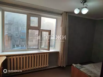 2-комнатная квартира, этаж 3 из 5, 47 м²