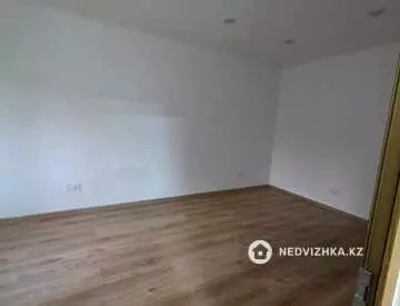 Офисное помещение, этаж 1 из 1, иное, 110 м², на длительный срок