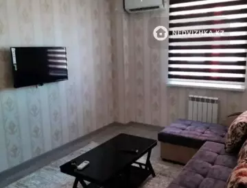 2-комнатная квартира, этаж 7 из 12, 60 м², на длительный срок