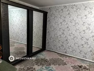 1-комнатная квартира, этаж 1 из 5, 32 м²