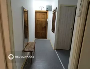 3-комнатная квартира, этаж 2 из 5, 100 м²