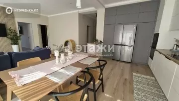 3-комнатная квартира, этаж 2 из 3, 90 м²