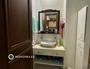 2-комнатная квартира, этаж 2 из 2, 60 м²