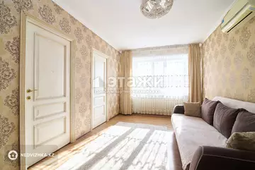 3-комнатная квартира, этаж 5 из 5, 61 м²