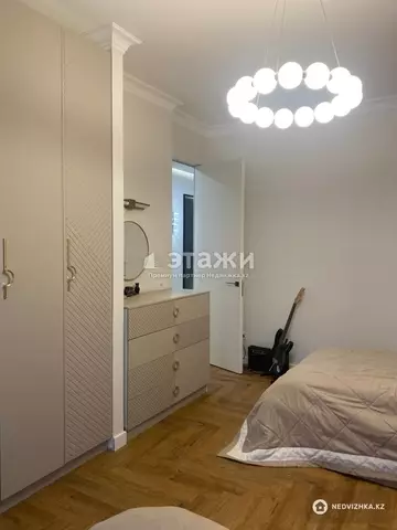 4-комнатная квартира, этаж 6 из 21, 108 м²