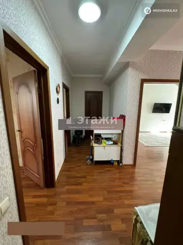 3-комнатная квартира, этаж 1 из 9, 76 м²