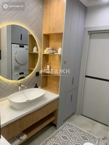 3-комнатная квартира, этаж 9 из 9, 69 м²