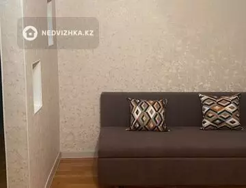 1-комнатная квартира, этаж 4 из 6, 32 м²