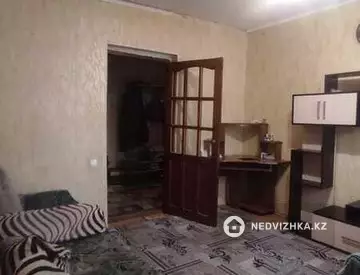 2-комнатная квартира, этаж 1 из 4, 55 м²