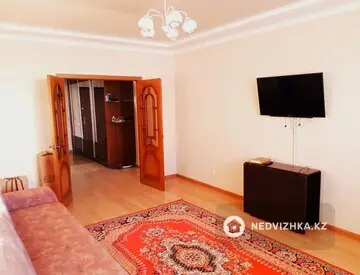 2-комнатная квартира, этаж 11 из 17, 84 м²