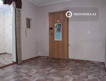 2-комнатная квартира, этаж 5 из 5, 30 м²