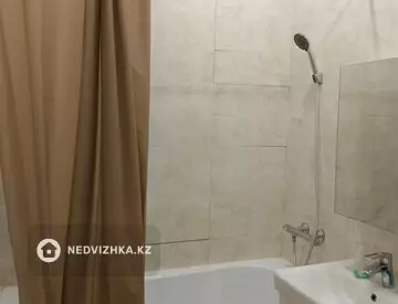 2-комнатная квартира, этаж 7 из 9, 65 м², на длительный срок