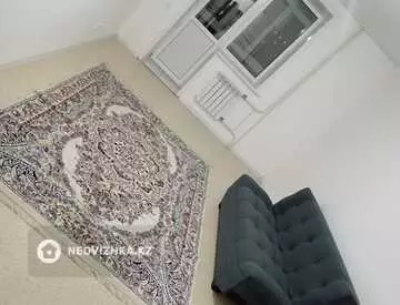 3-комнатная квартира, этаж 3 из 5, 78 м², на длительный срок