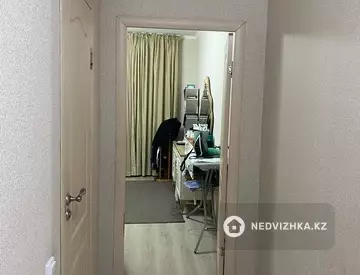 3-комнатная квартира, этаж 7 из 8, 82 м²