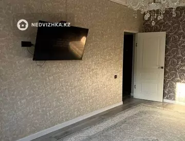 2-комнатная квартира, этаж 1 из 6, 62 м²