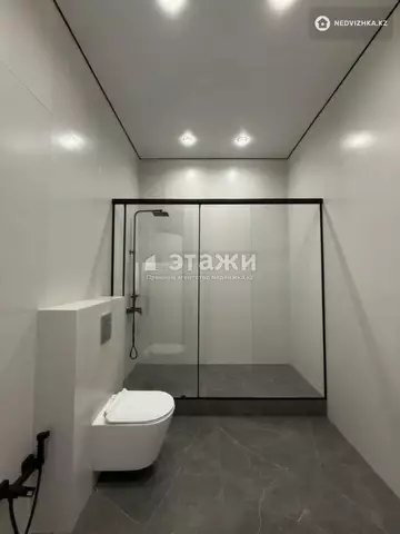 7-комнатный дом, 7.1 соток, 341 м²