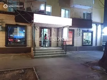 Офисное помещение, этаж 1 из 4, 208 м²