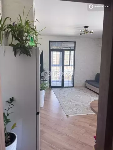 1-комнатная квартира, этаж 10 из 20, 48 м²