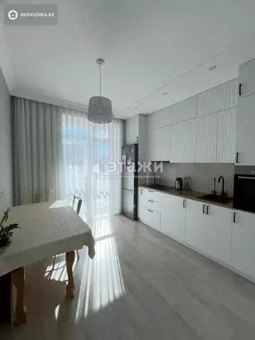1-комнатная квартира, этаж 8 из 12, 41 м²
