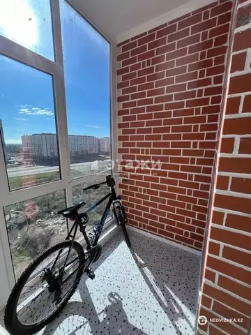 1-комнатная квартира, этаж 8 из 12, 41 м²