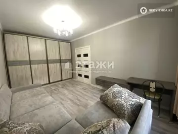 1-комнатная квартира, этаж 2 из 8, 39 м²