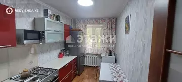 3-комнатная квартира, этаж 2 из 5, 60 м²