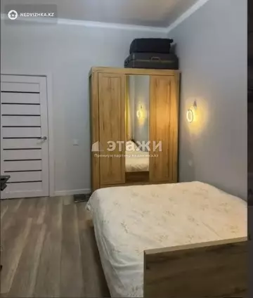 1-комнатная квартира, этаж 9 из 12, 38 м²