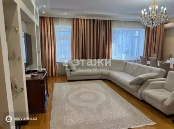 3-комнатная квартира, этаж 4 из 11, 160 м²