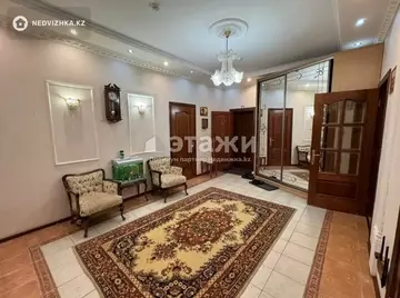 3-комнатная квартира, этаж 4 из 11, 160 м²
