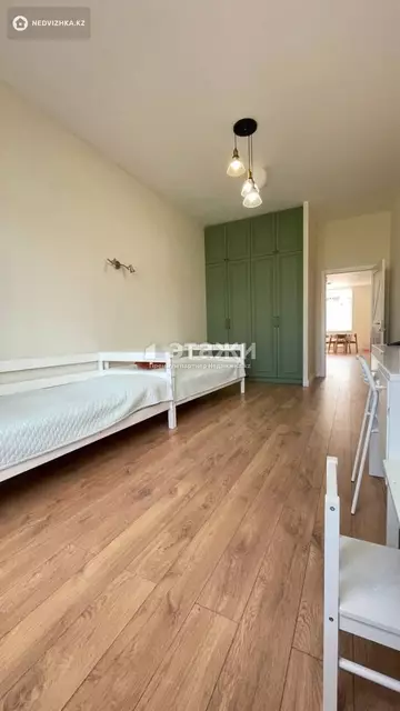 3-комнатная квартира, этаж 4 из 20, 99 м²