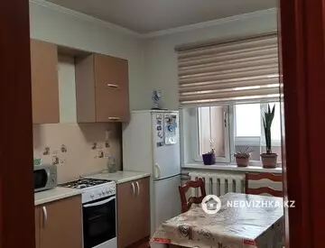 1-комнатная квартира, этаж 5 из 5, 42 м²