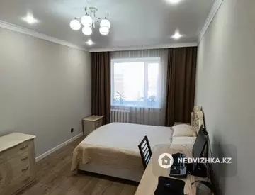 3-комнатная квартира, этаж 7 из 9, 86 м²