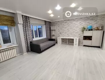 4-комнатная квартира, этаж 2 из 6, 85 м²