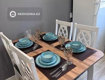 1-комнатная квартира, этаж 4 из 16, 45 м², посуточно