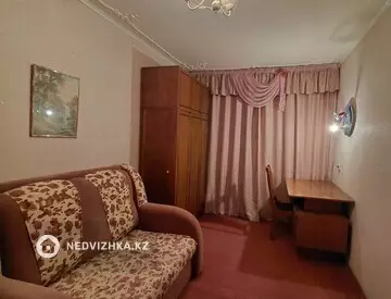 3-комнатная квартира, этаж 3 из 5, 64 м²