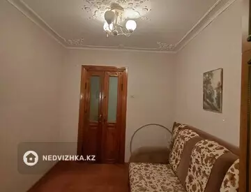 3-комнатная квартира, этаж 3 из 5, 64 м²