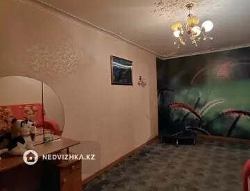 3-комнатная квартира, этаж 3 из 5, 64 м²